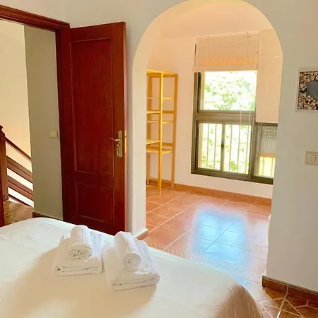 Сasa de vacaciones Calm House